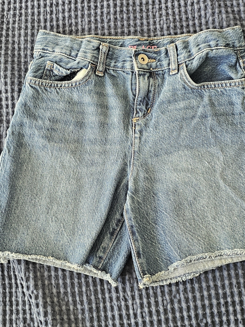 Place Women's Light Blue Denim Frayed Hem Shorts Size 10